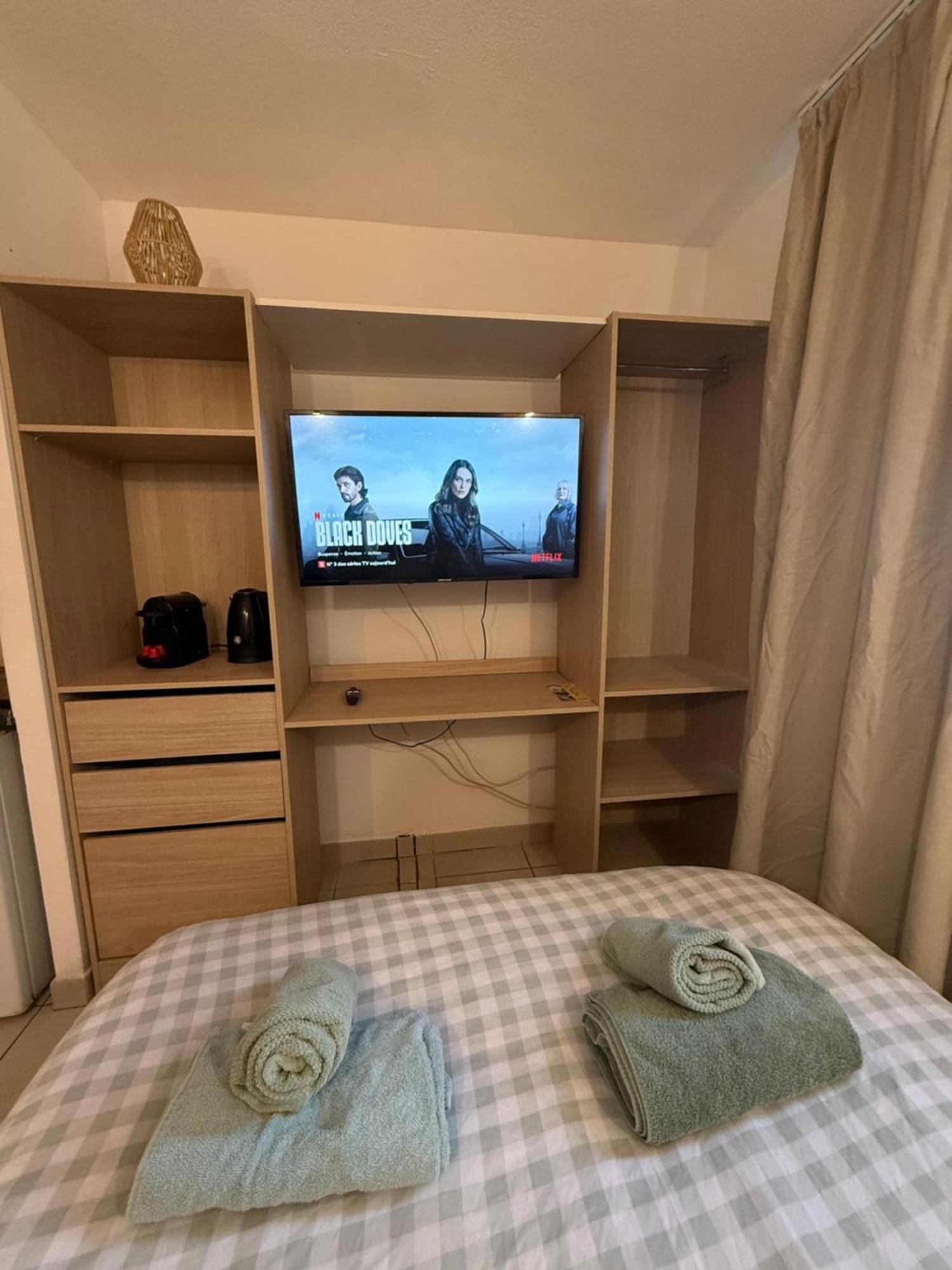 Le Clos D'Aix Studio 106 Parking Et Piscine Gratuite Aix-en-Provence Eksteriør billede