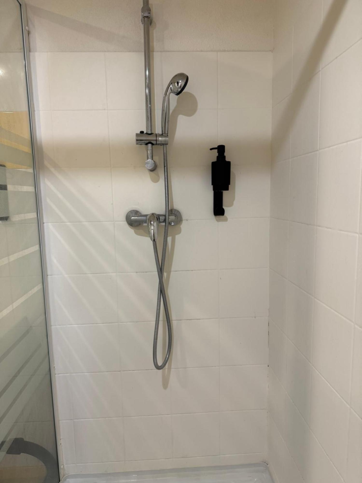 Le Clos D'Aix Studio 106 Parking Et Piscine Gratuite Aix-en-Provence Eksteriør billede